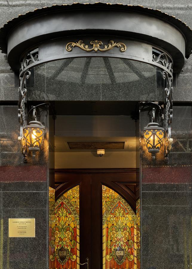 The George Street Hotel Oxford Exteriér fotografie The entrance to the church