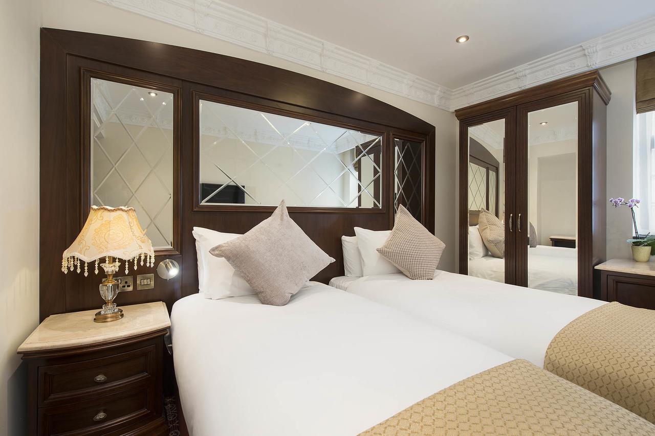 The George Street Hotel Oxford Exteriér fotografie A bedroom at the hotel
