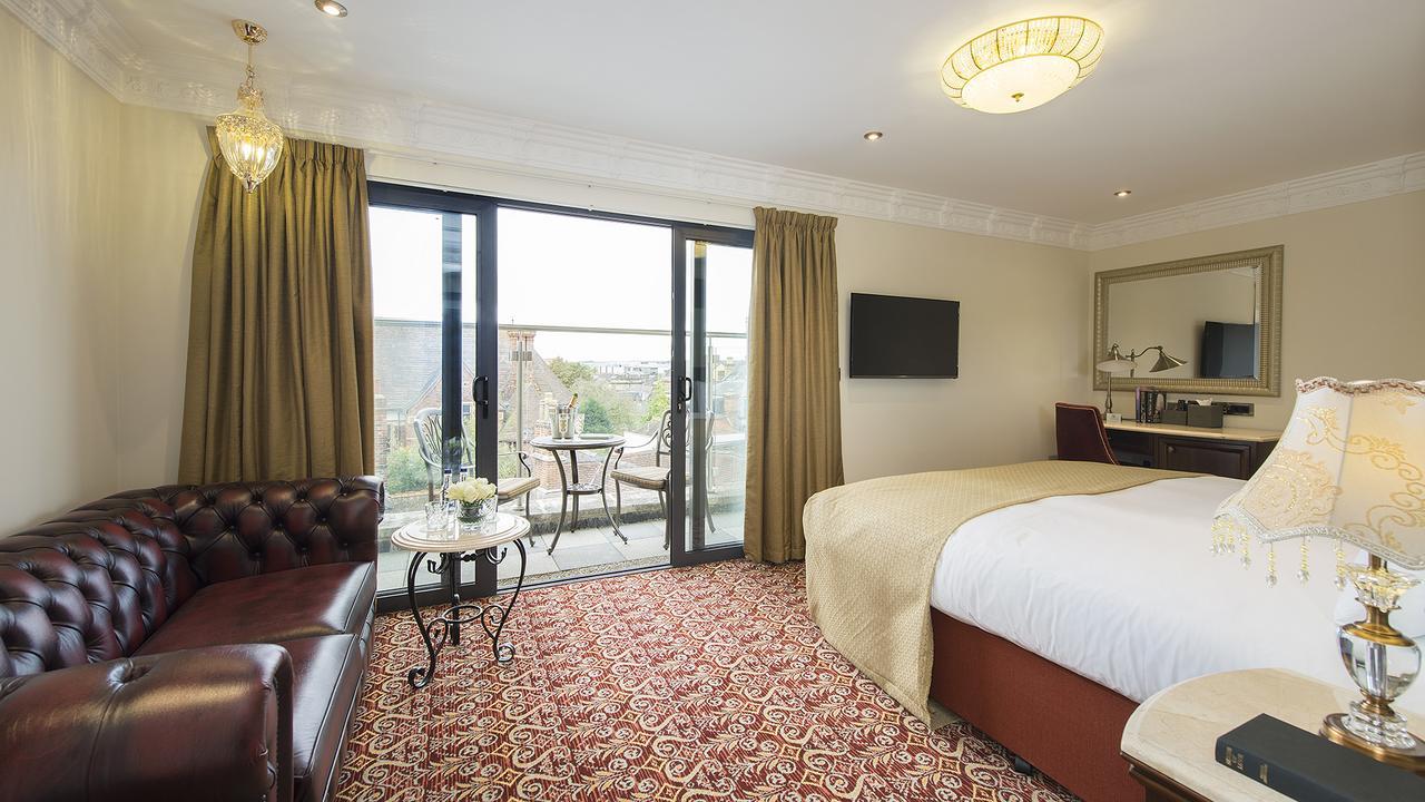 The George Street Hotel Oxford Exteriér fotografie A room at the hotel